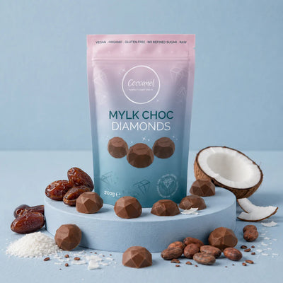 Mylk Choc Diamonds – Vegane Kokosmilchschokolade mit Datteln